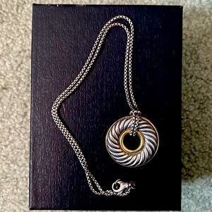 David Yurman cable disk pendant necklace